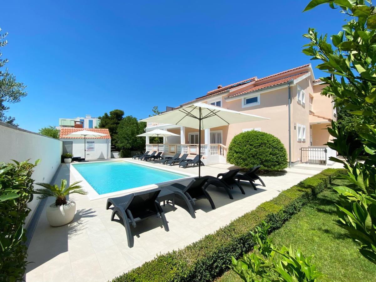 Apartments Saric Biograd Na Moru Eksteriør bilde