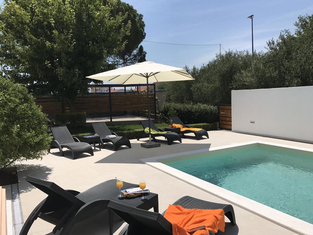Apartments Saric Biograd Na Moru Eksteriør bilde