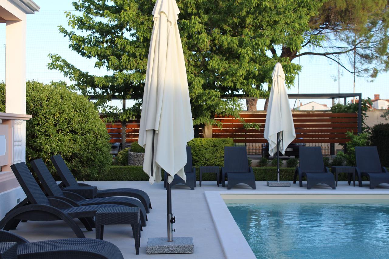 Apartments Saric Biograd Na Moru Eksteriør bilde